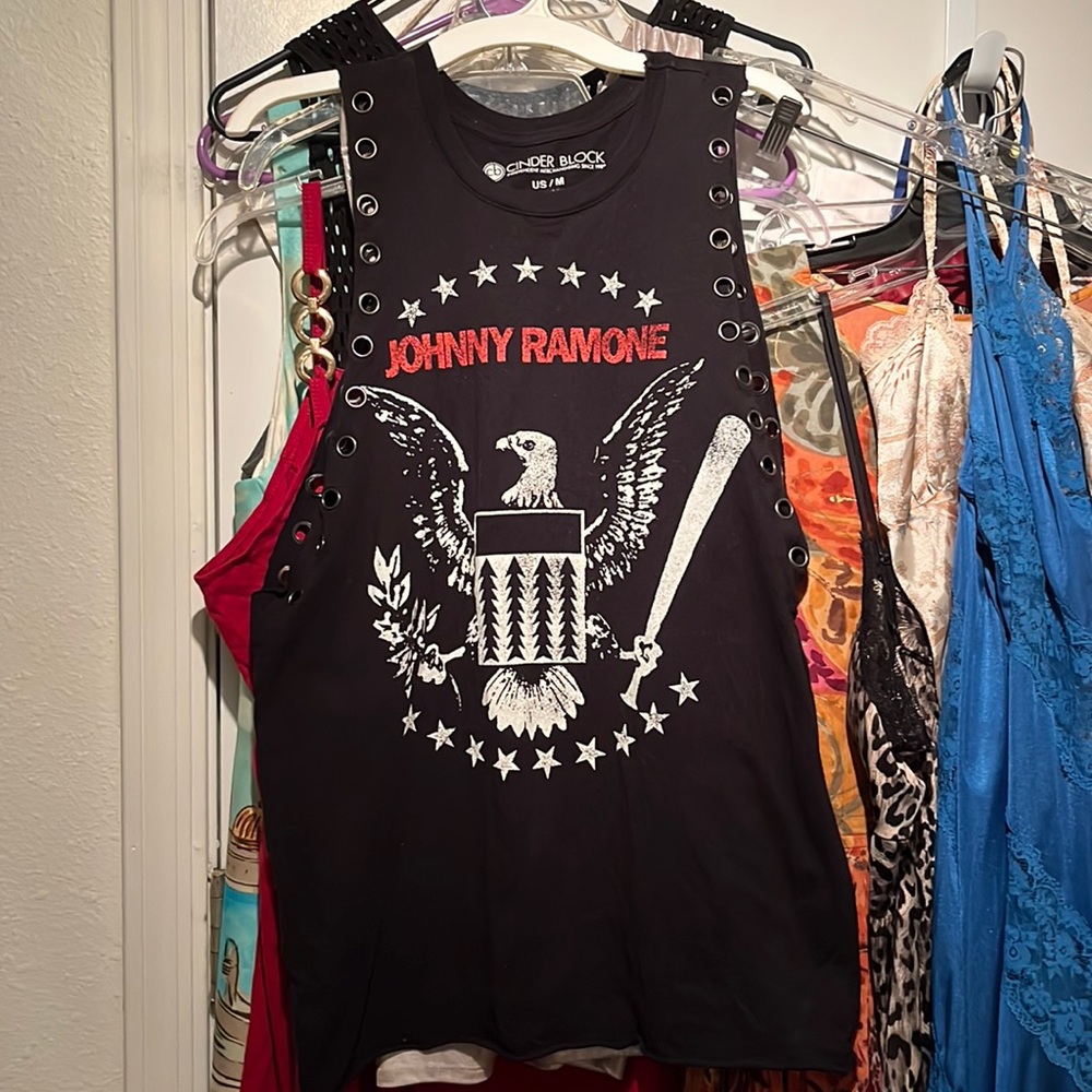 Ramones Johnny Ramone tank top with grommets details good used condition
